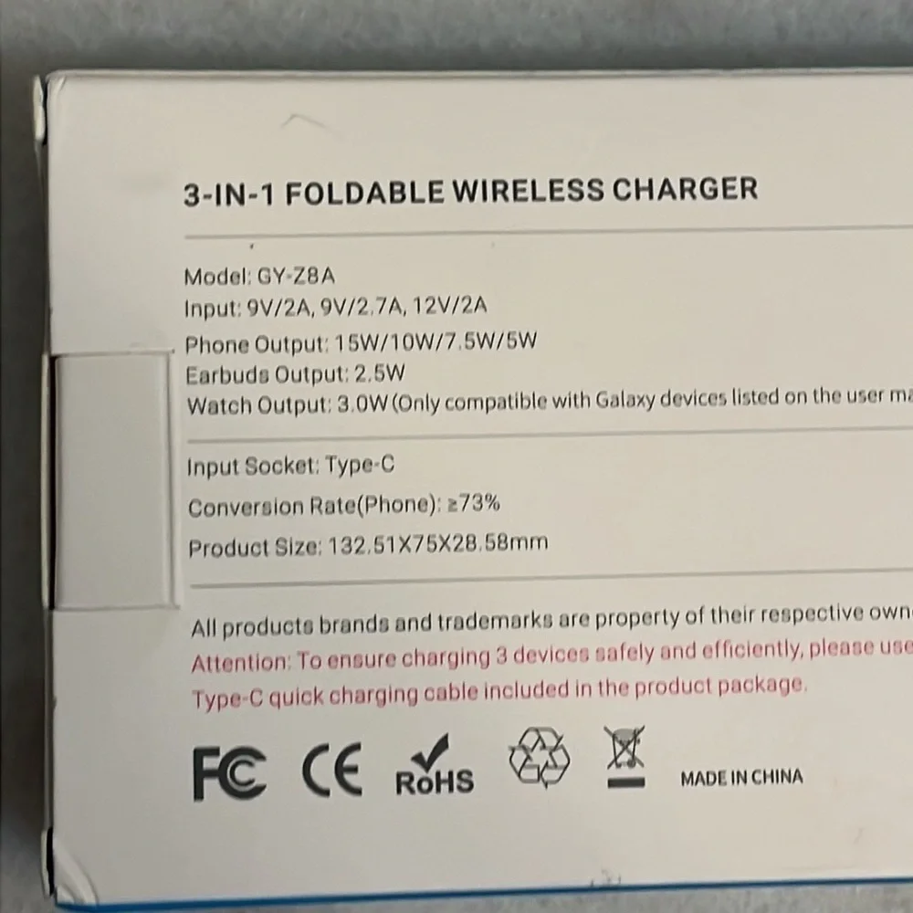 3-IN-1 FOLDABLE WIRELESS CHARGER Charge for all Qi enable Phone+Smart watch+buds